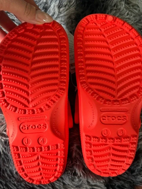 Crocs - Picture 3 of 3